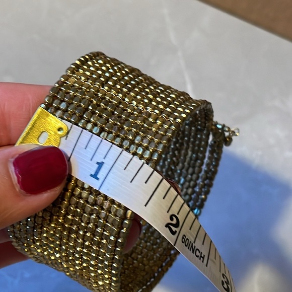 Gorgeous EUC statement gold tone beaded cuff bracelet boho vibe holiday jewelry - Picture 4 of 5